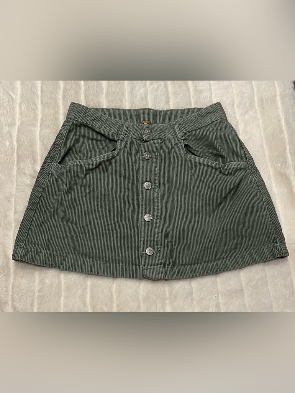 Free People Size 8 Green Corduroy Mini Skirt Pencil Short Summer Boho Preppy